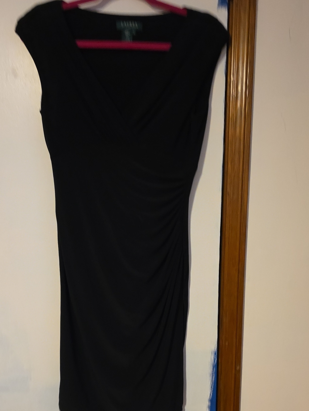 Lauren Ralph Lauren Black V-Neck Cap-Sleeve Ruched Dress